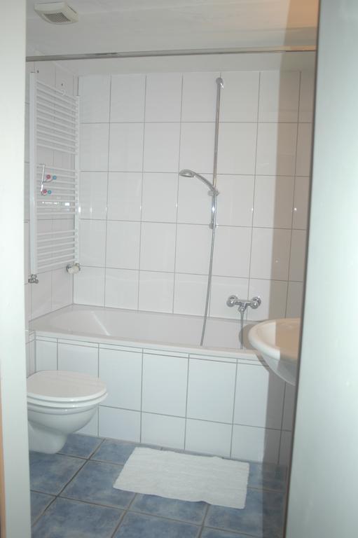 Koeln Appartement Стая снимка