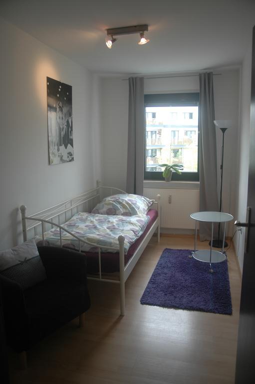 Koeln Appartement Стая снимка
