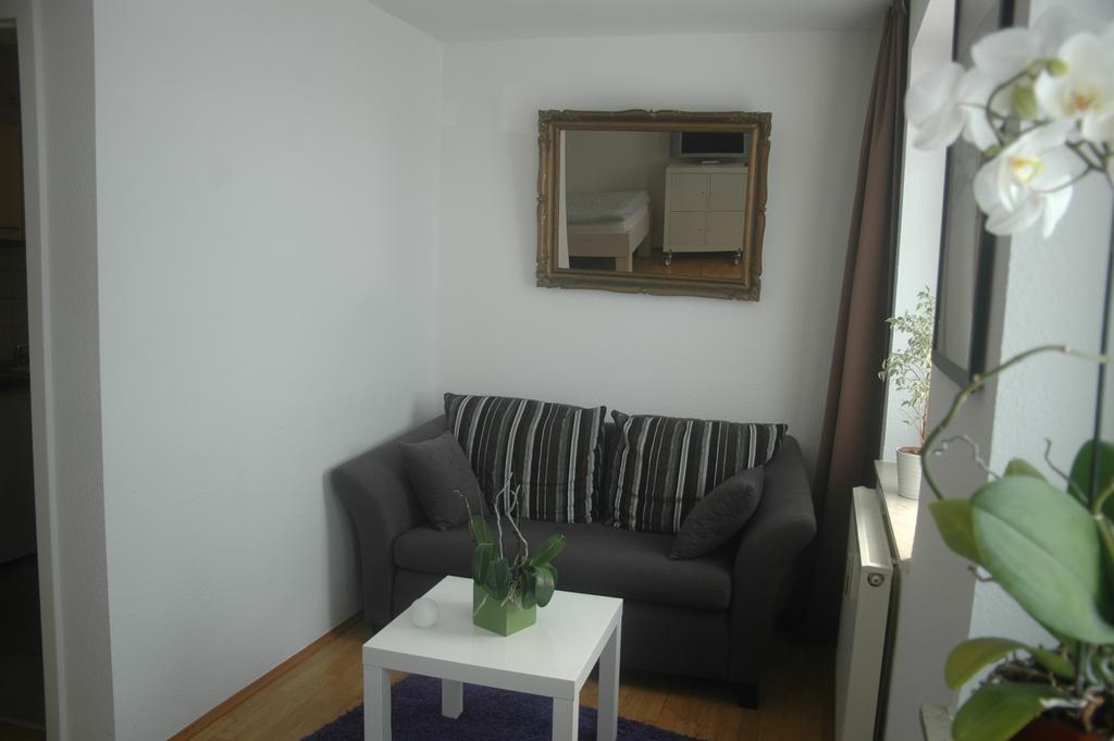 Koeln Appartement Стая снимка