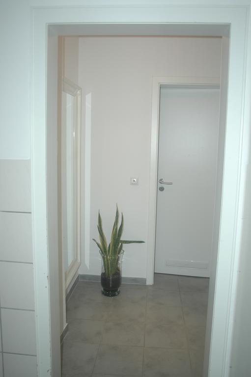 Koeln Appartement Стая снимка