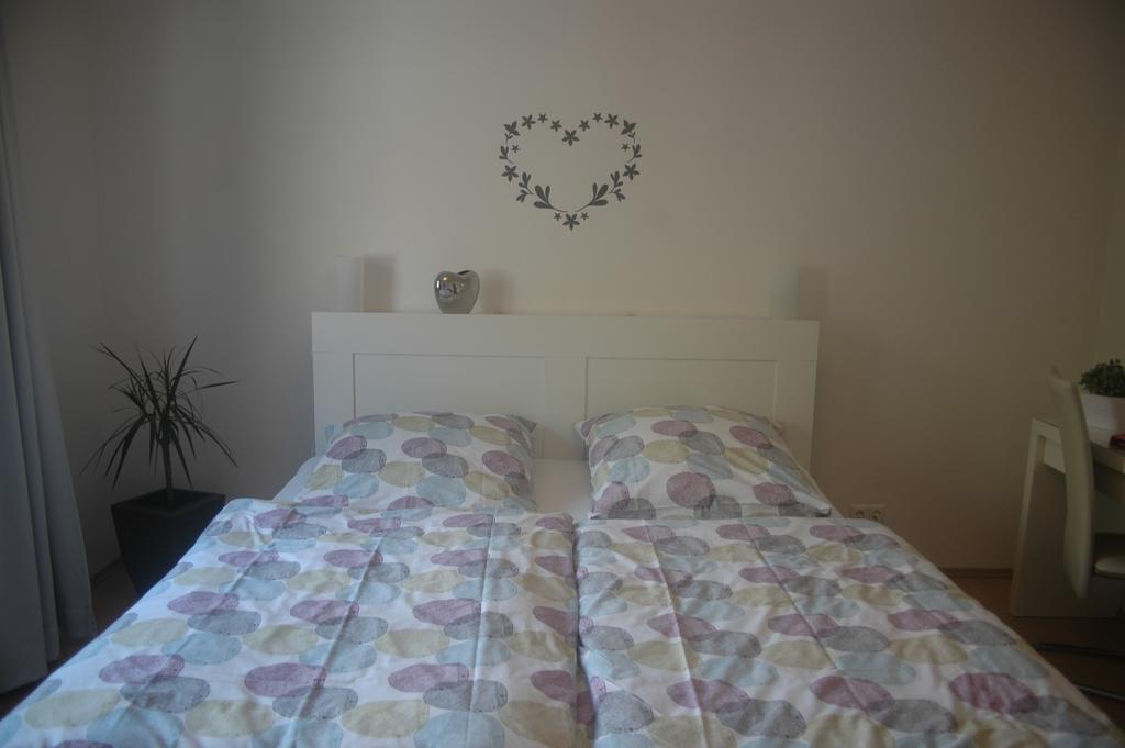 Koeln Appartement Стая снимка
